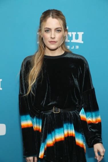 Riley Keough Nude: Porn Videos & Sex Tapes @ xHamster